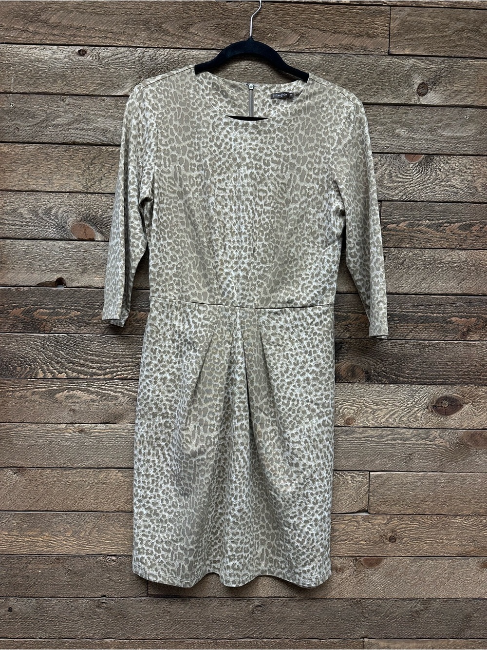 J. McLaughlin Taupe & Cream Neutral Leopard Fit-and-Flare Midi Dress - Picture 2 of 5